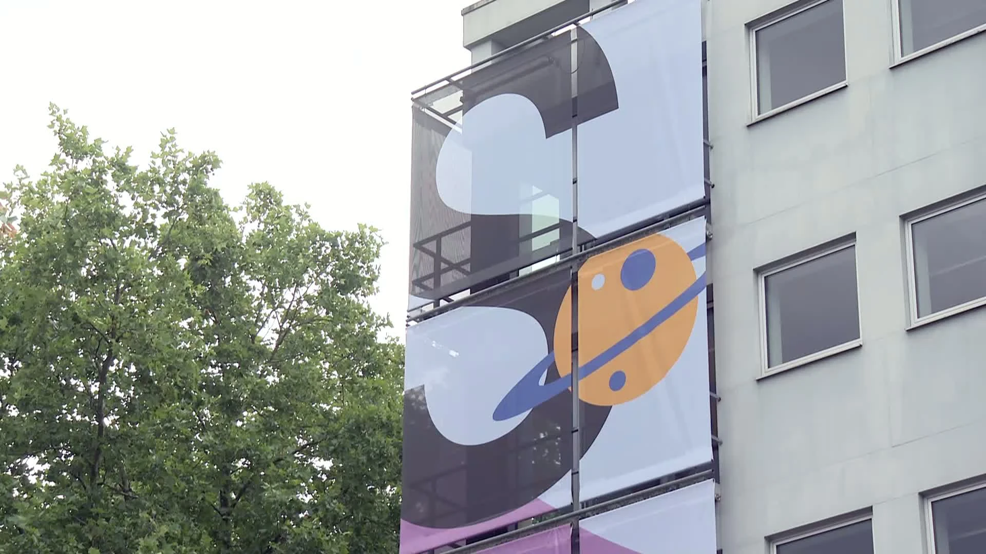 Middelbare school Sancta Maria in Leuven heeft nieuwe gevelbedekking in teken van LOV2030