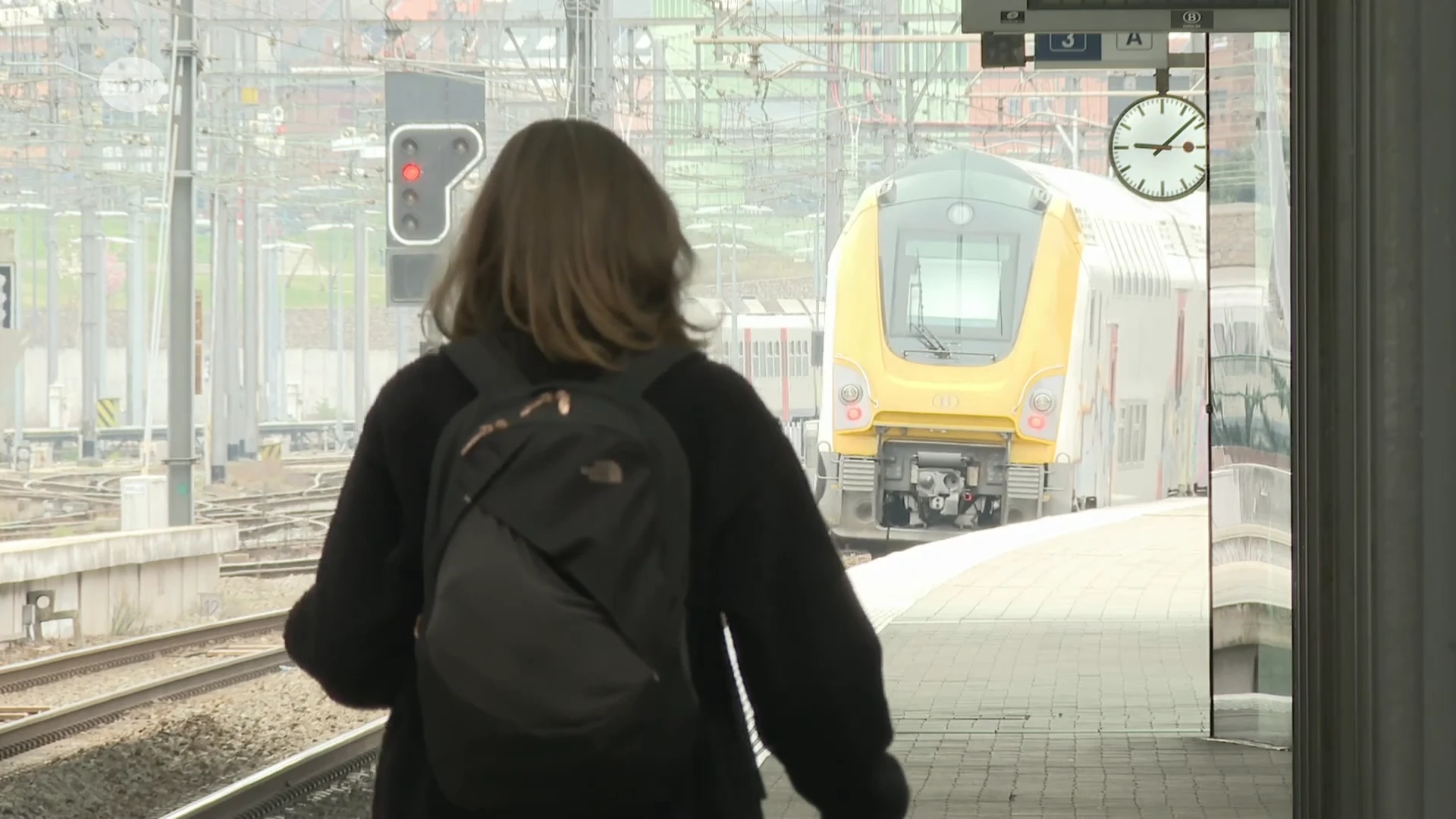 Man (29) krijgt 30 maanden cel voor aanranding 15-jarige op trein tussen Leuven en Brussel