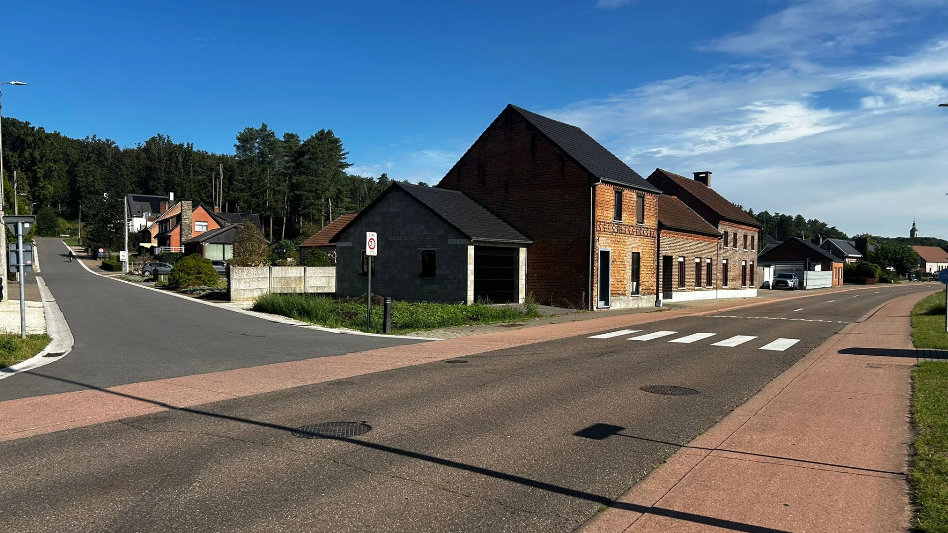 Bromfietser van 17 naar ziekenhuis overgebracht na ongeval op Testeltsesteenweg in Scherpenheuvel-Zichem