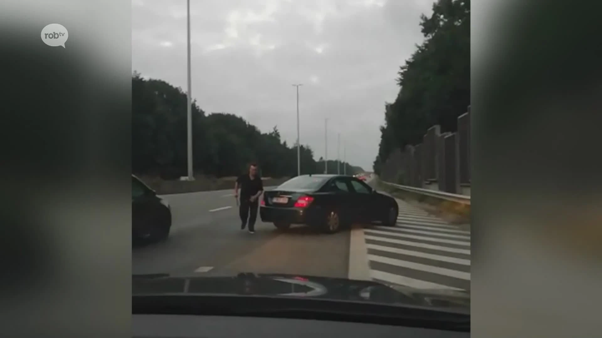 Man die koppel uit Kortenaken klem rijdt en aanvalt moet ondanks straf met uitstel opnieuw voor rechter verschijnen