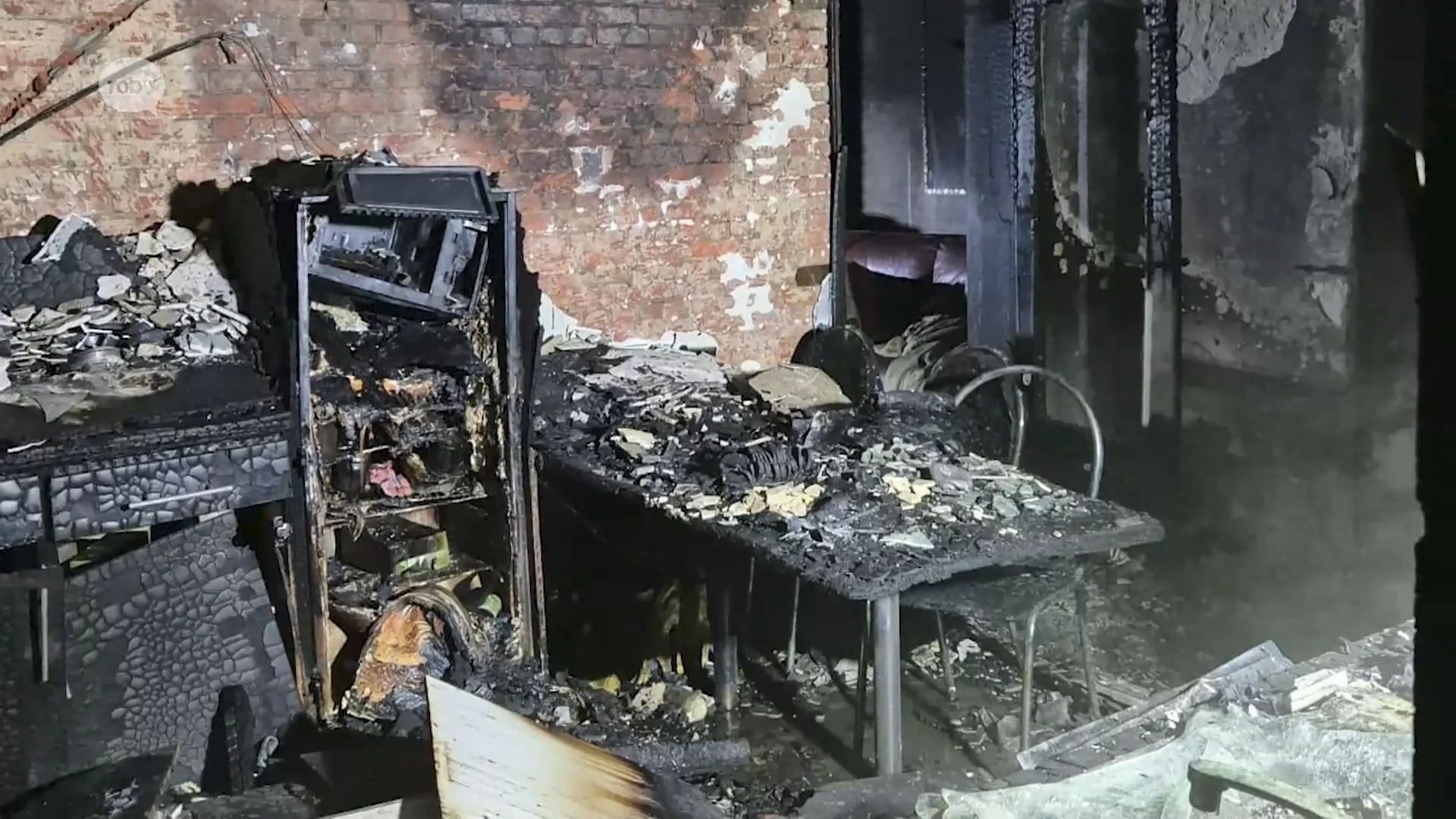 Uitslaande brand verwoest woning in Messelbroek bij Scherpenheuvel-Zichem