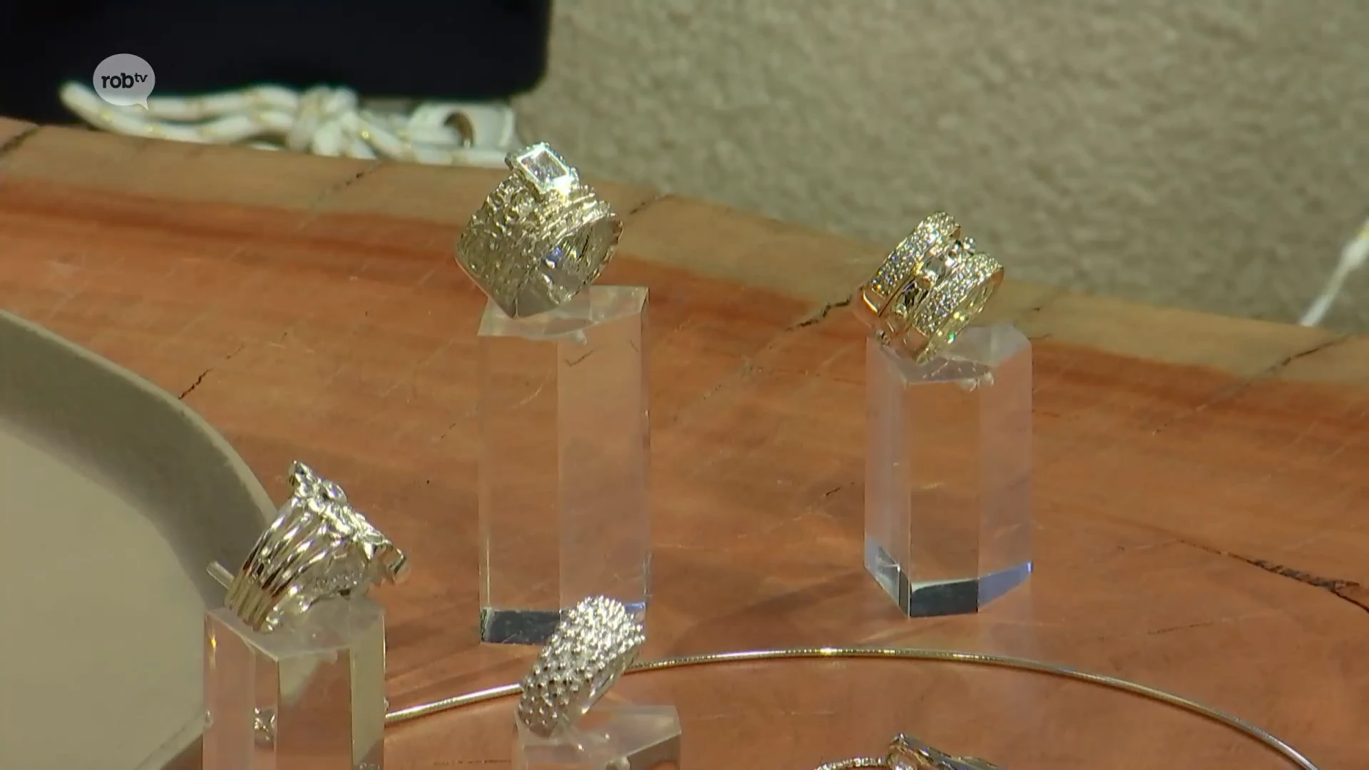 Juwelen voor vrouwen met ballen