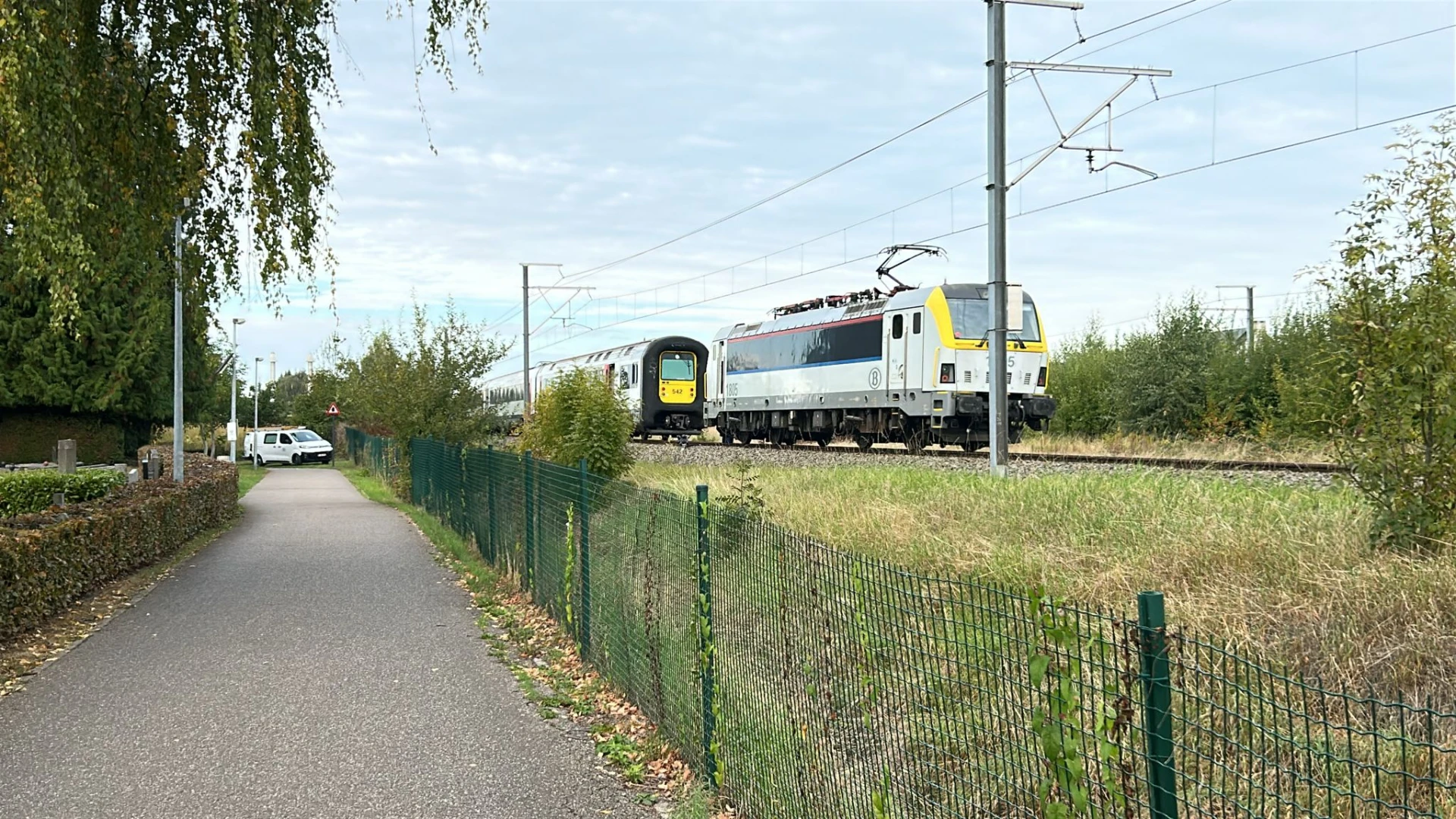Hoofdafbeelding voor artikel 400 pendelaars zaten drie…