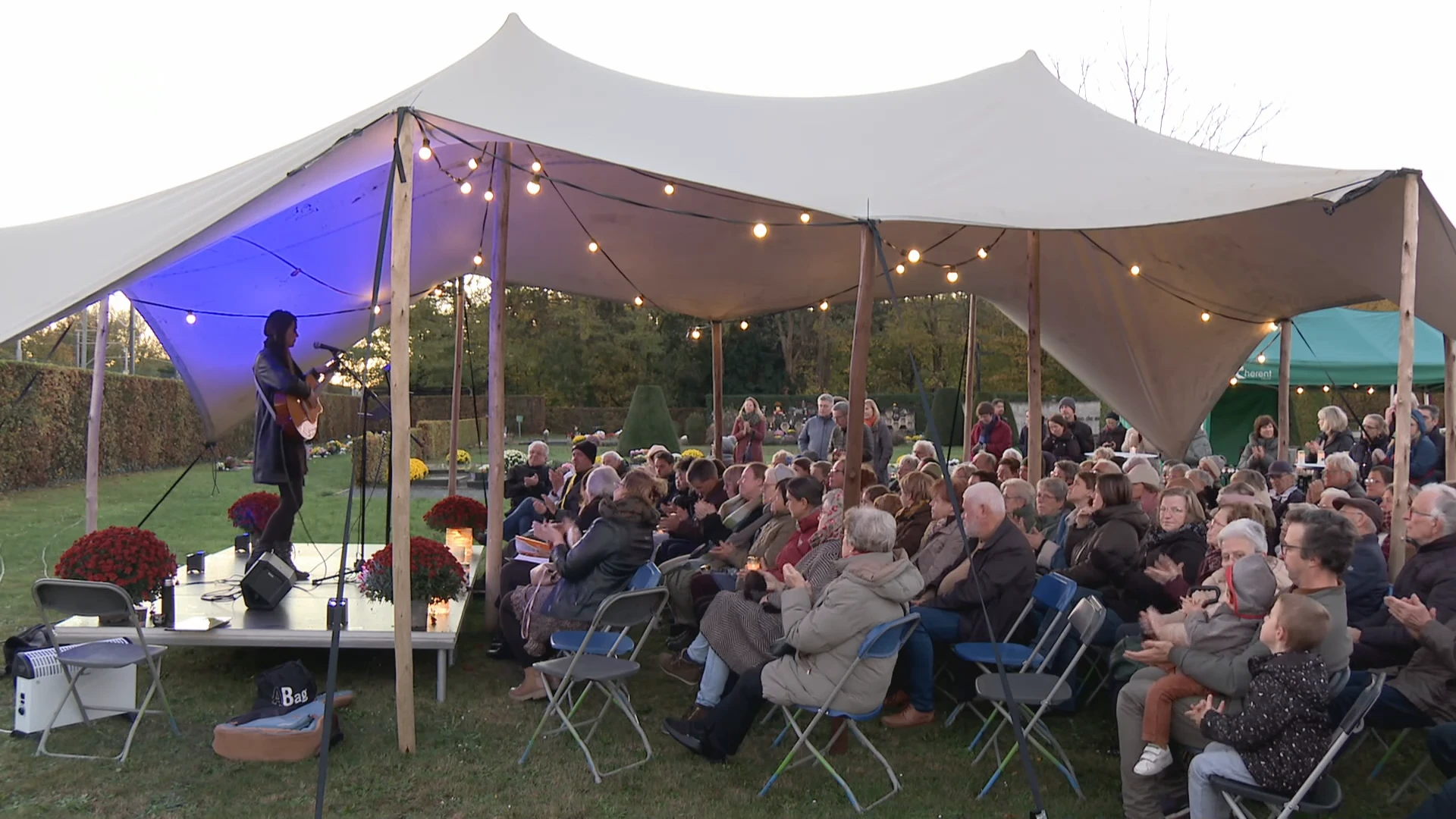 Hoofdafbeelding voor artikel Publiek wordt stil van Allerheiligenconcert…