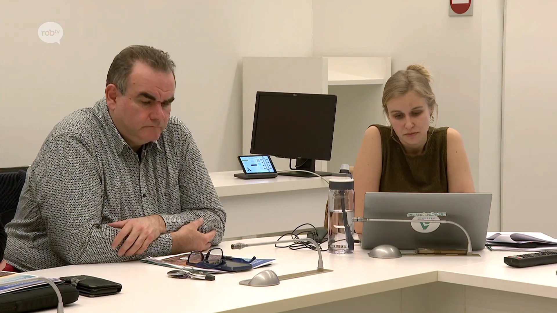 Hoofdafbeelding voor artikel "Investeer naast stenen ook…