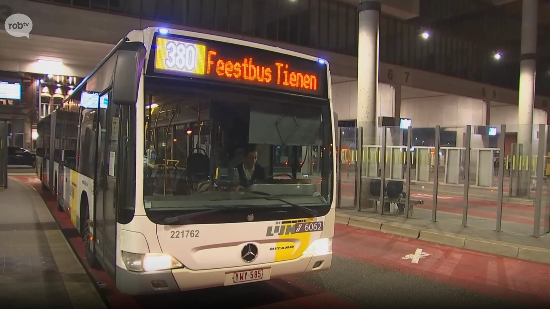 Hoofdafbeelding voor artikel De Lijn pakt tijdens oudejaarsnacht…