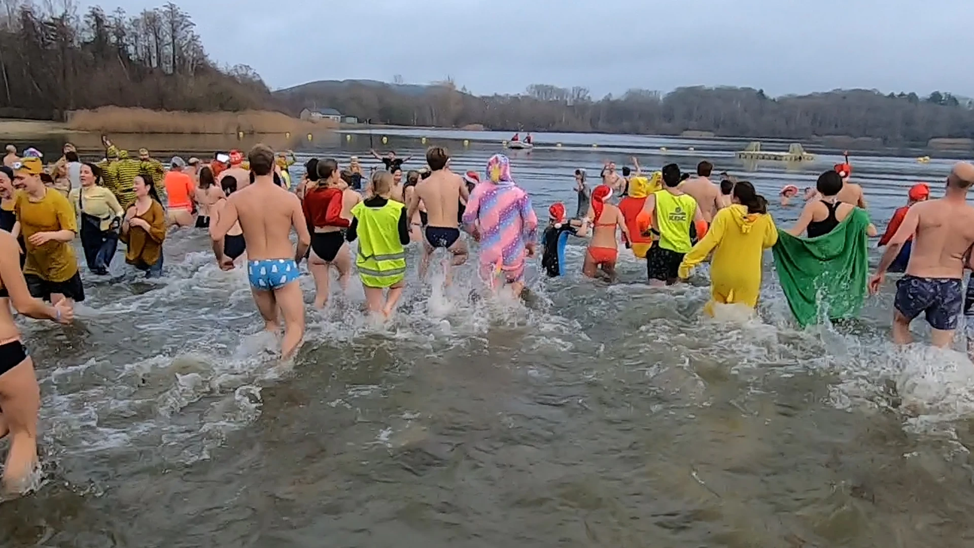 Hoofdafbeelding voor artikel Traditionele Oudejaarsduik…