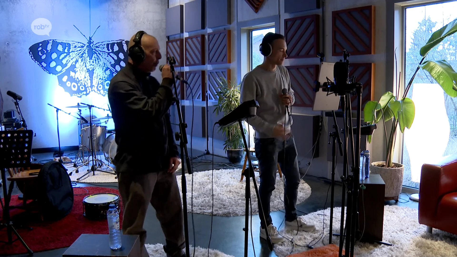 Hoofdafbeelding voor artikel KIA kruipt opnieuw de studio…