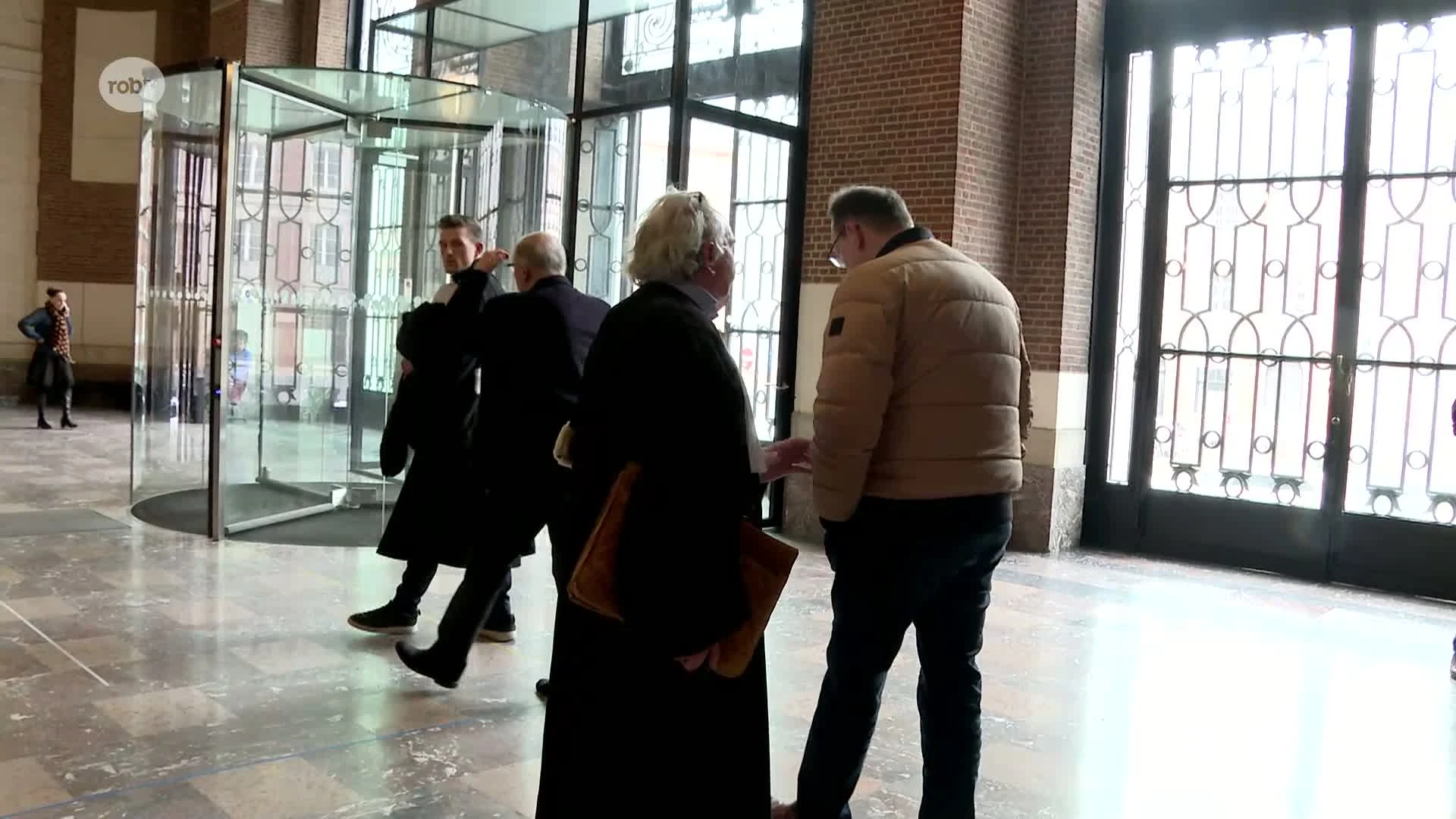 Hoofdafbeelding voor artikel Zware geldboetes voor voormalig…