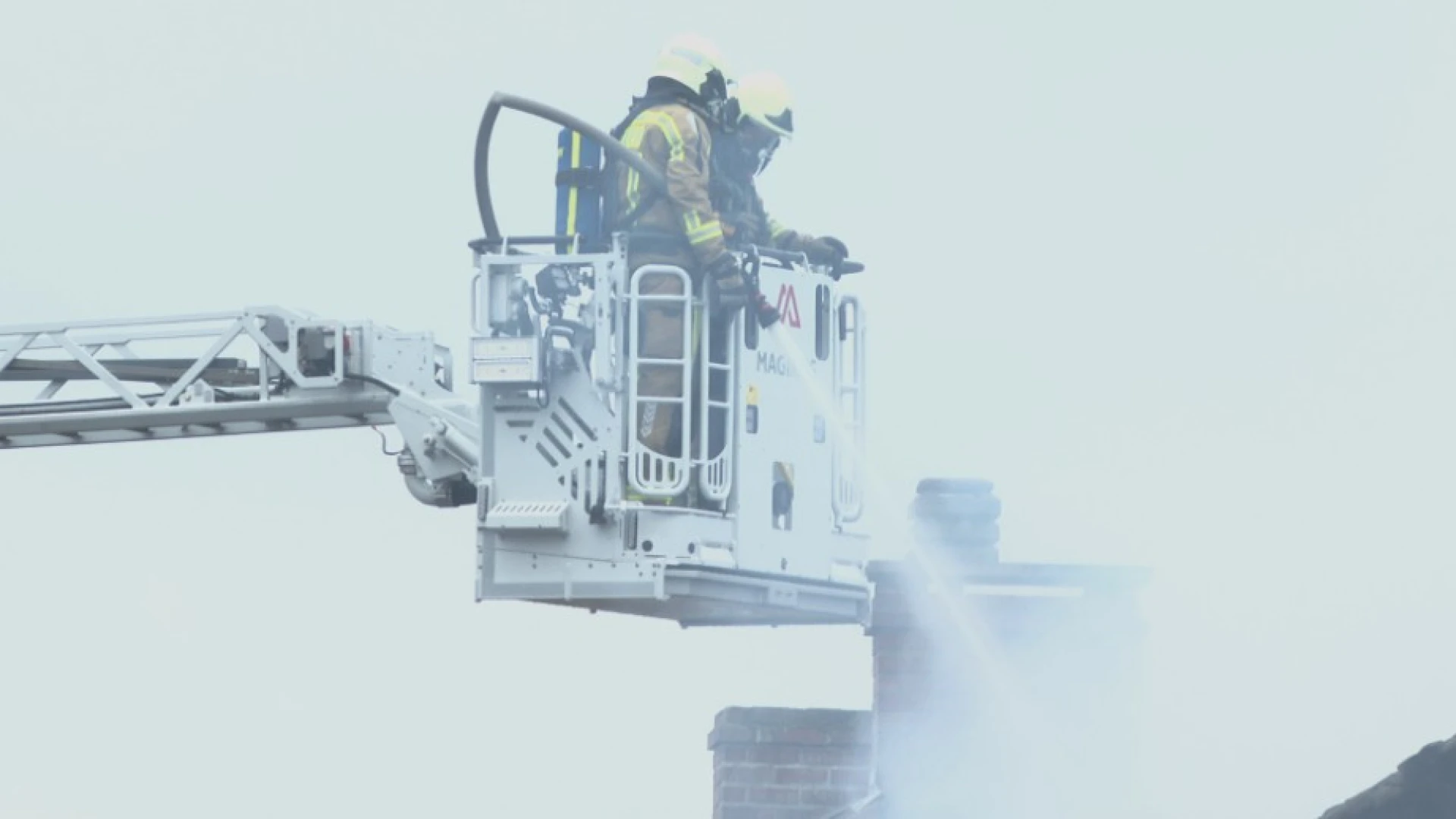 Hoofdafbeelding voor artikel Brandweer moet opnieuw uitrukken…