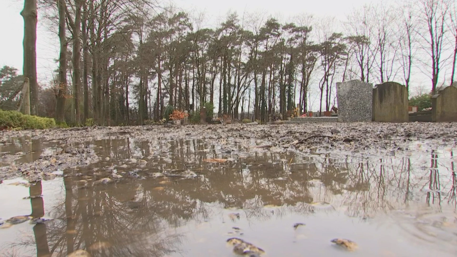 Hoofdafbeelding voor artikel Begraafplaatsen Sint-Joris-Weert…