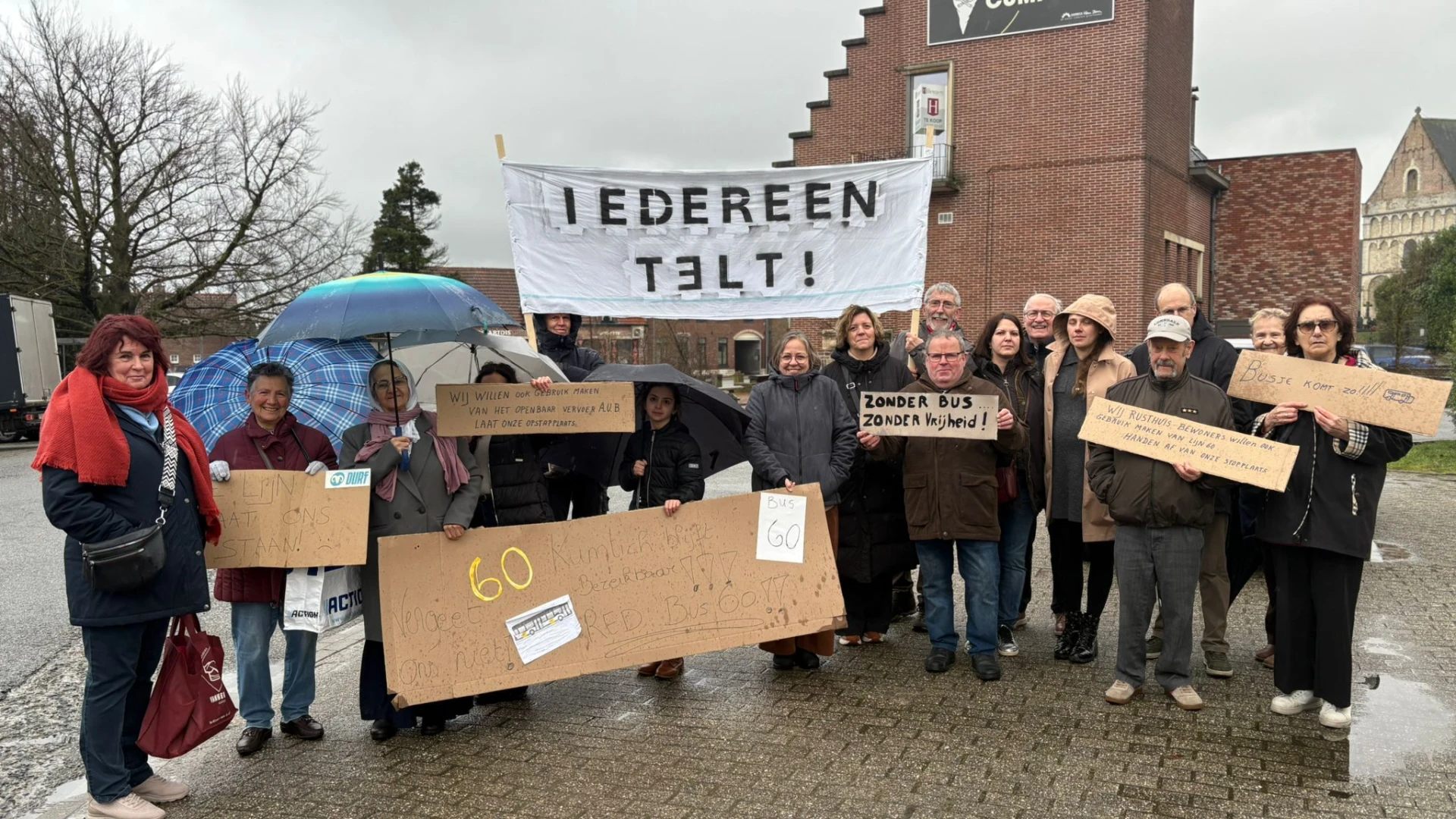 Hoofdafbeelding voor artikel Buurtbewoners protesteren…