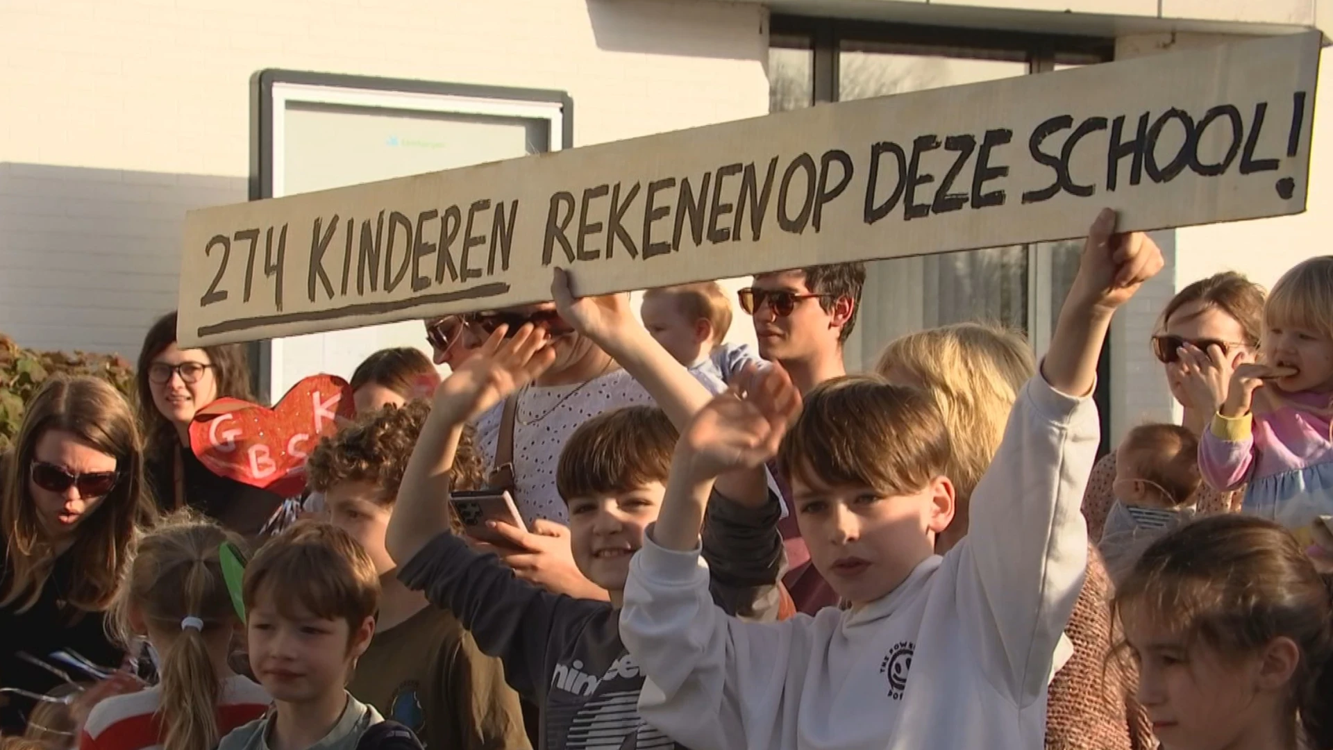 Hoofdafbeelding voor artikel Al 2.000 handtekeningen voor…