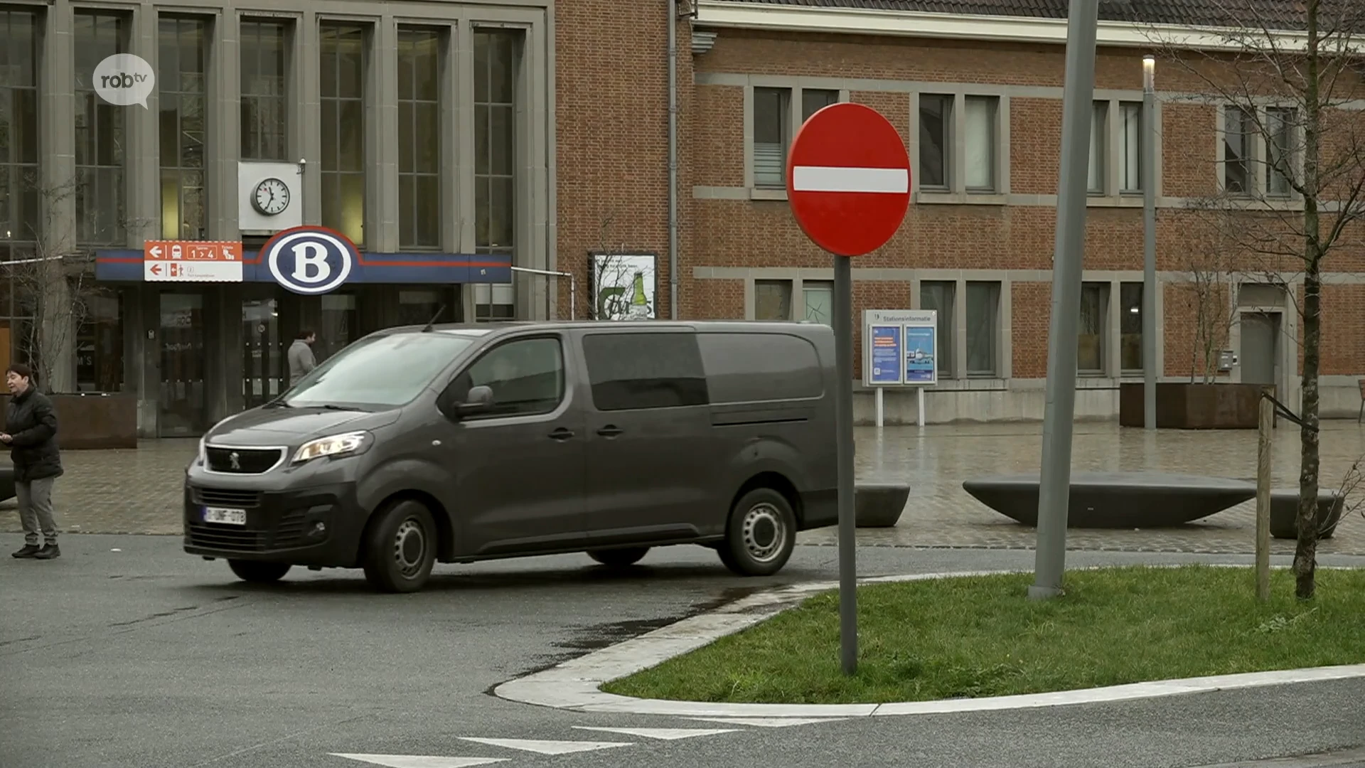 Hoofdafbeelding voor artikel 47 bestuurders krijgen boete…