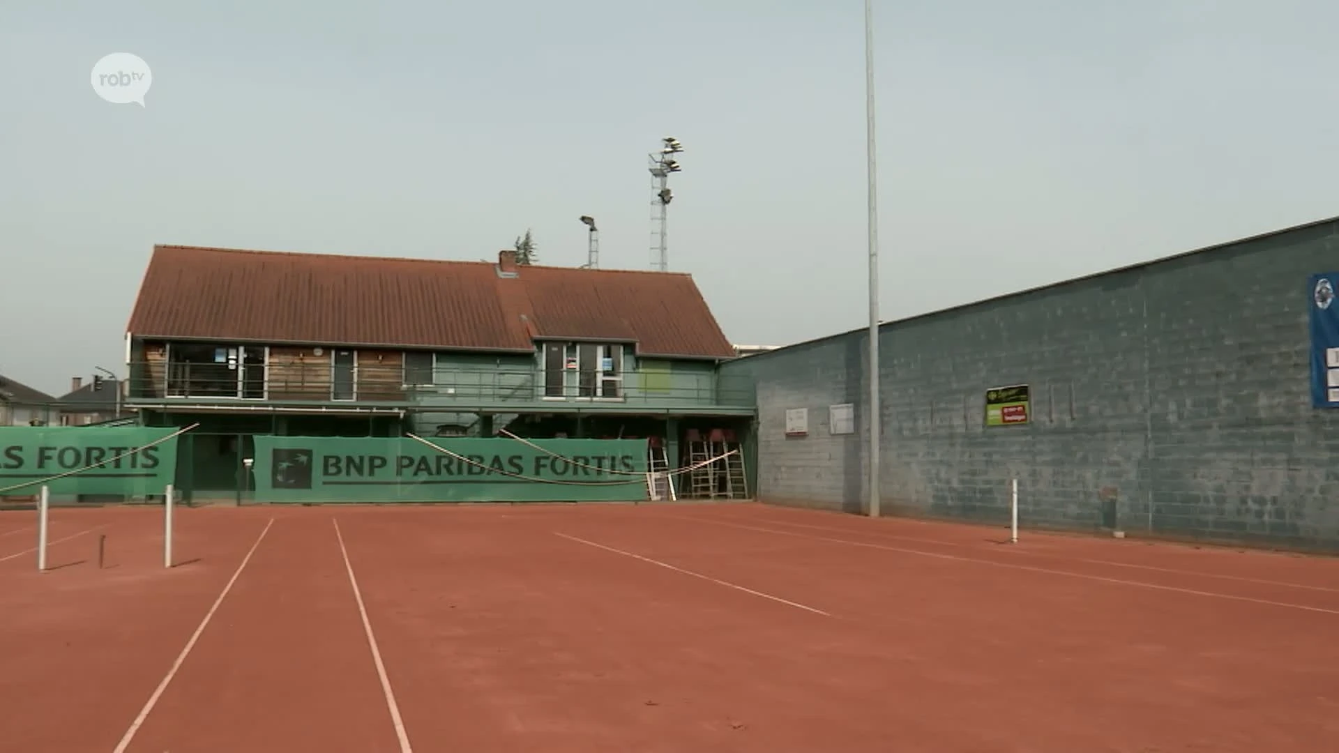 Hoofdafbeelding voor artikel Clubhuis van Tiense tennisclub…
