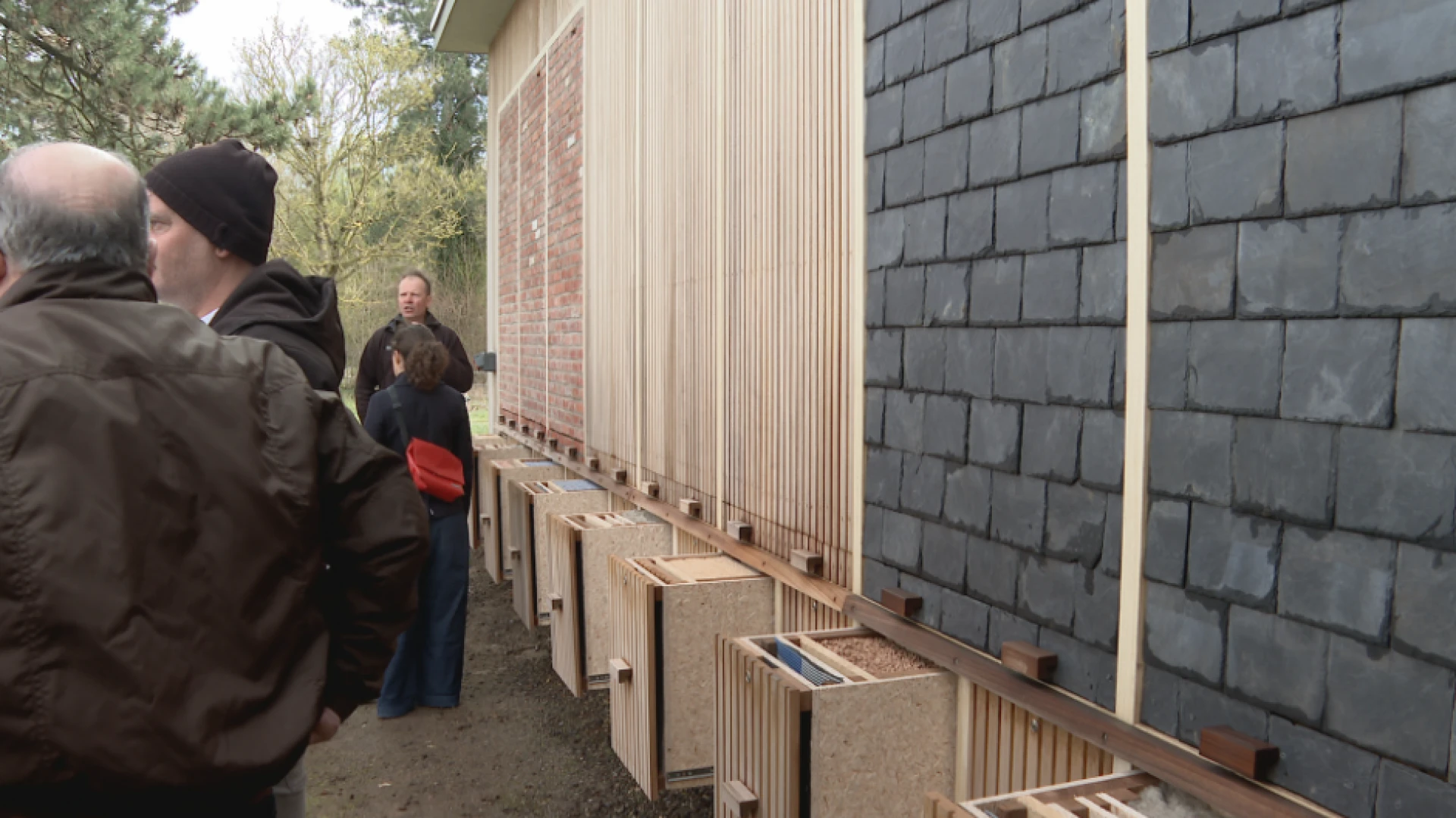 Hoofdafbeelding voor artikel Demomuur in Provinciedomein…