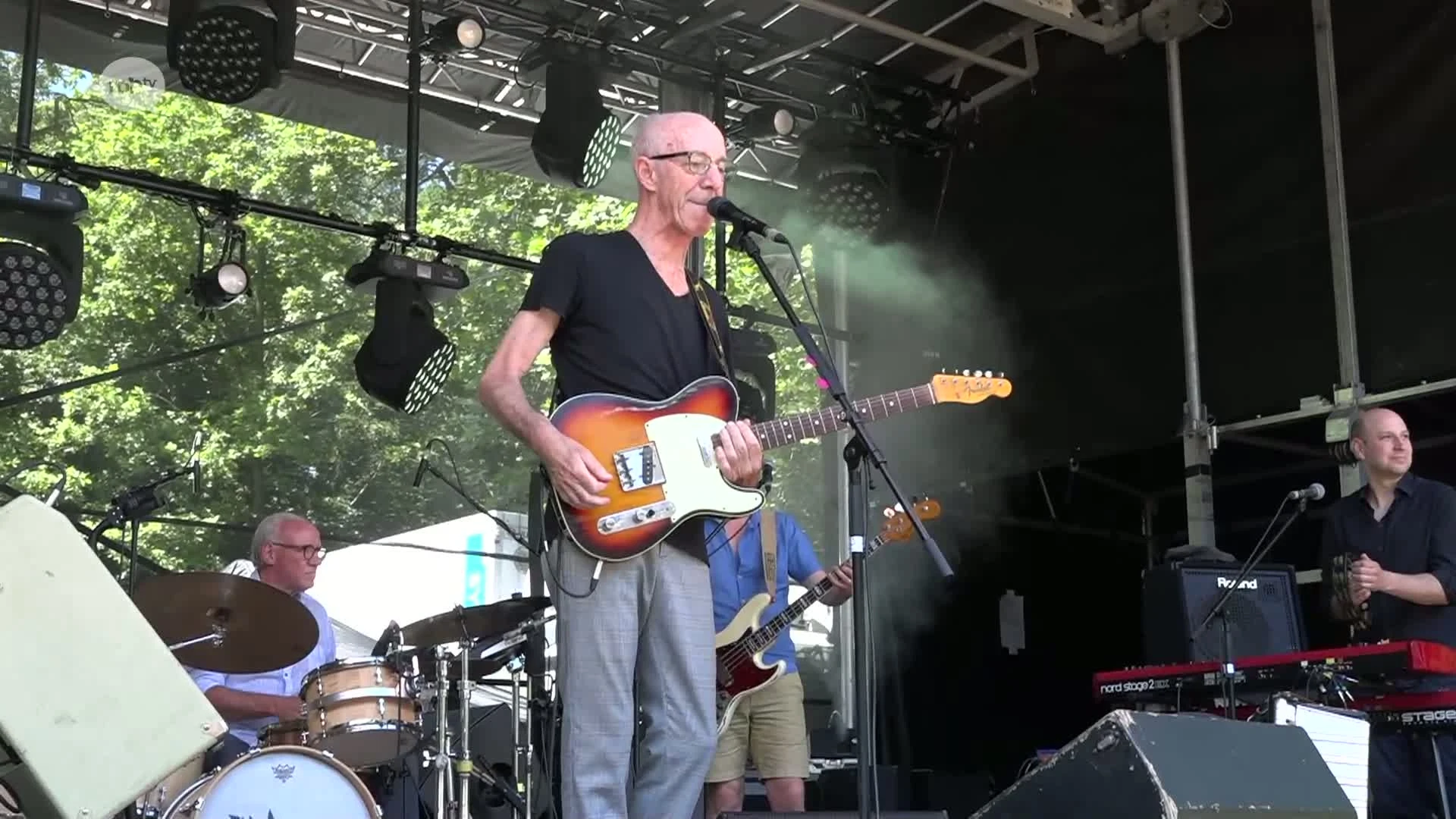 Hoofdafbeelding voor artikel Raymond van het Groenewoud…