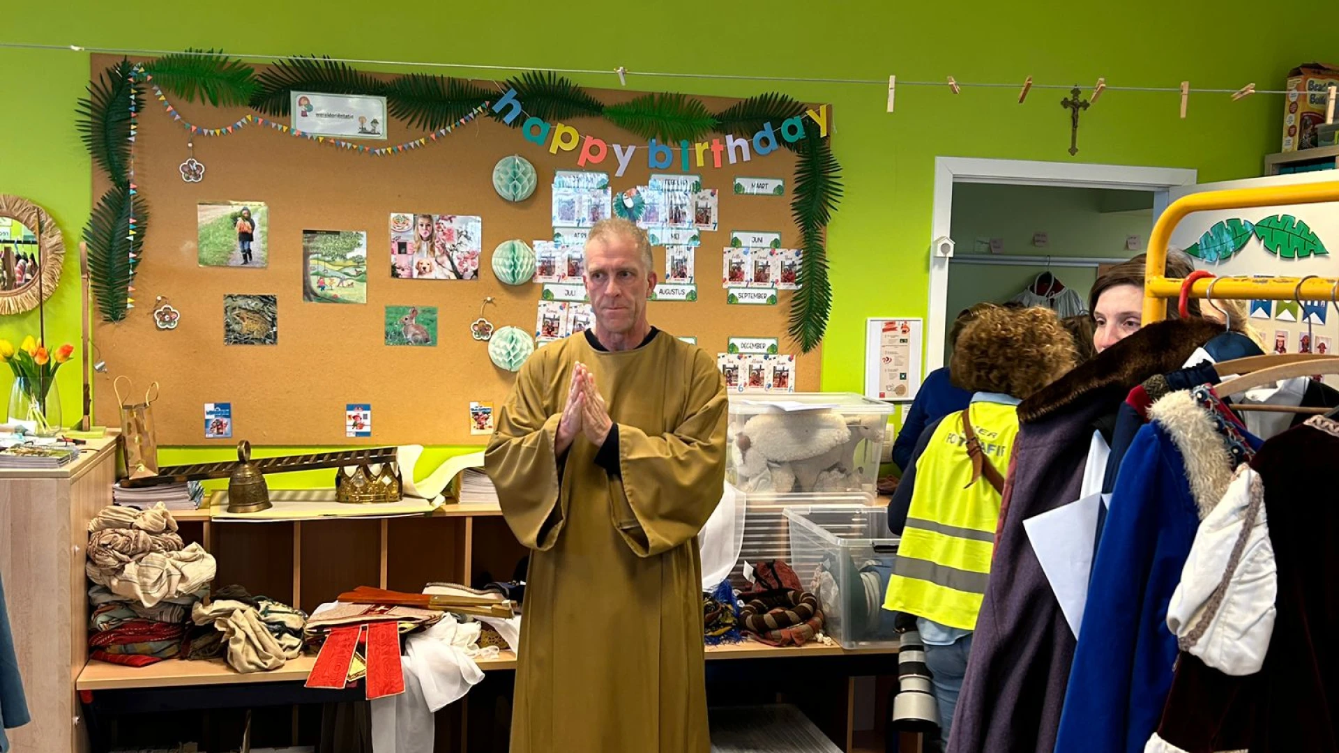 Hoofdafbeelding voor artikel Honderden figuraten worden…