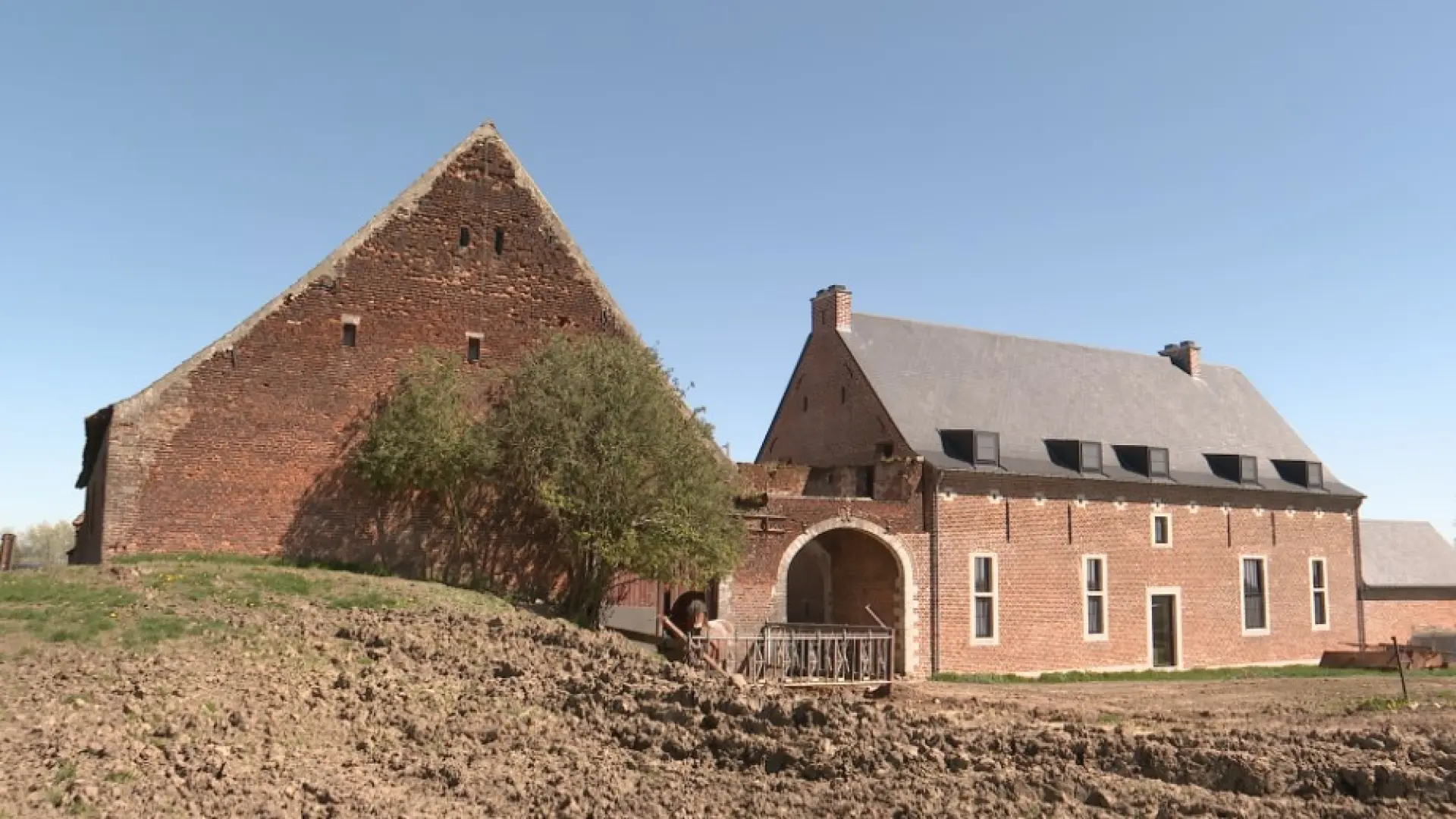 Hoofdafbeelding voor artikel 18e eeuwse Katspoelhof in…