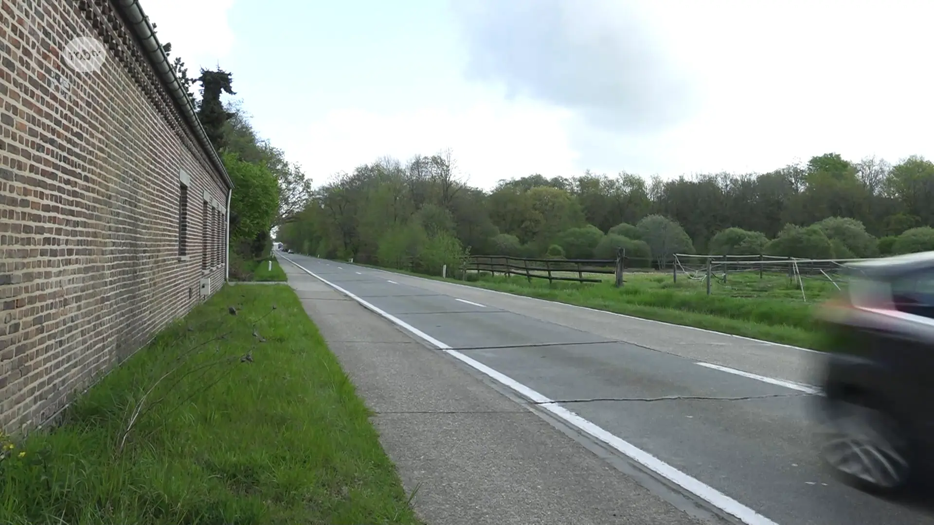 Hoofdafbeelding voor artikel Man die werken steenweg Diest-Tessenderlo…