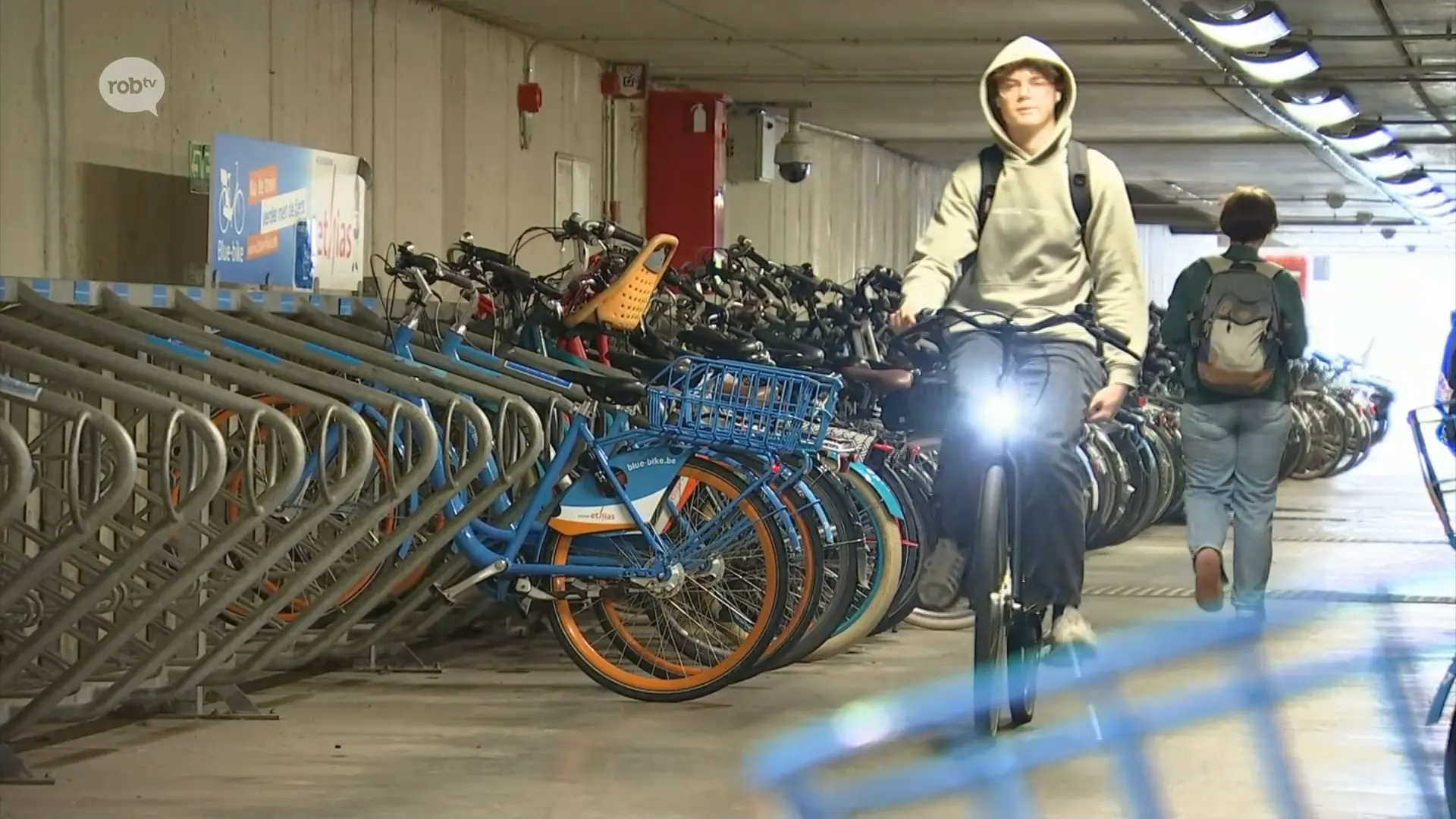 Hoofdafbeelding voor artikel 54 extra elektrische deelfietsen…