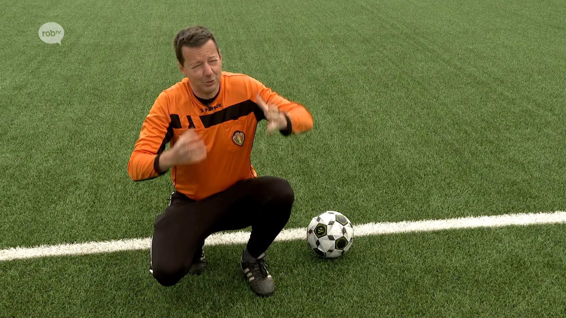 Hoofdafbeelding voor artikel Scheidsrechter uit Landen…