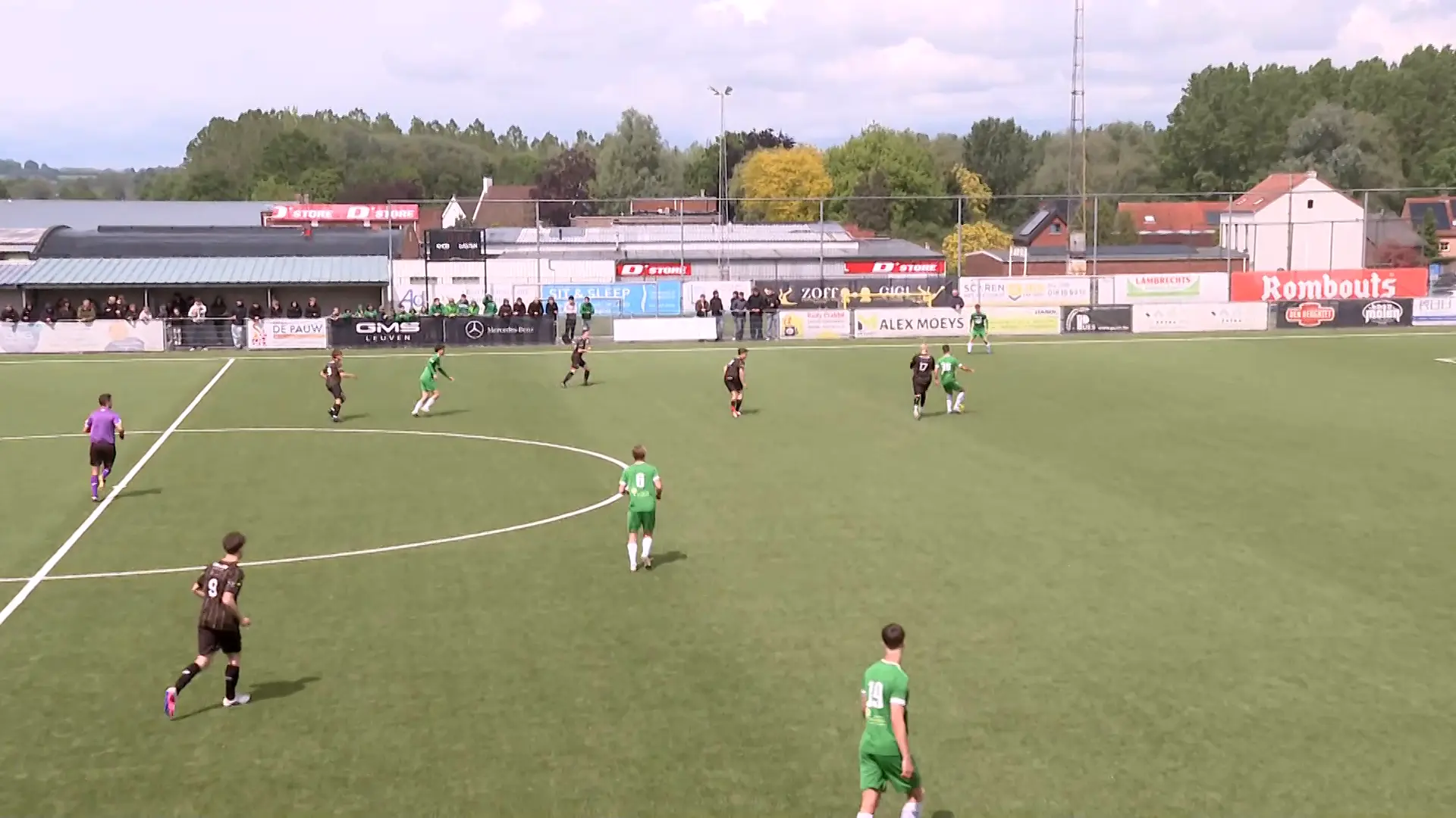 Hoofdafbeelding voor artikel VK Linden promoveert naar…