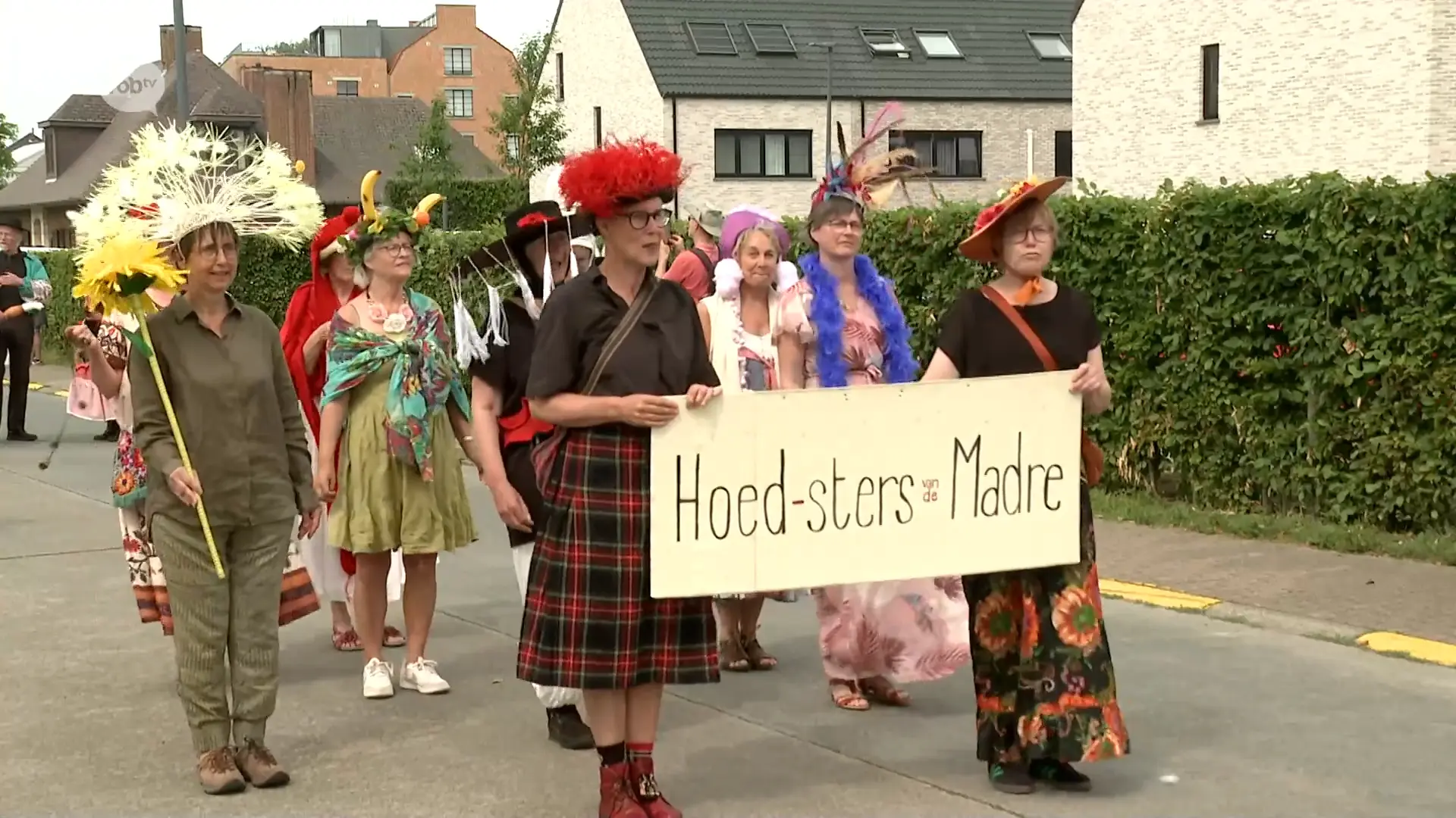Hoofdafbeelding voor artikel Prettig Gestoorde Optocht…