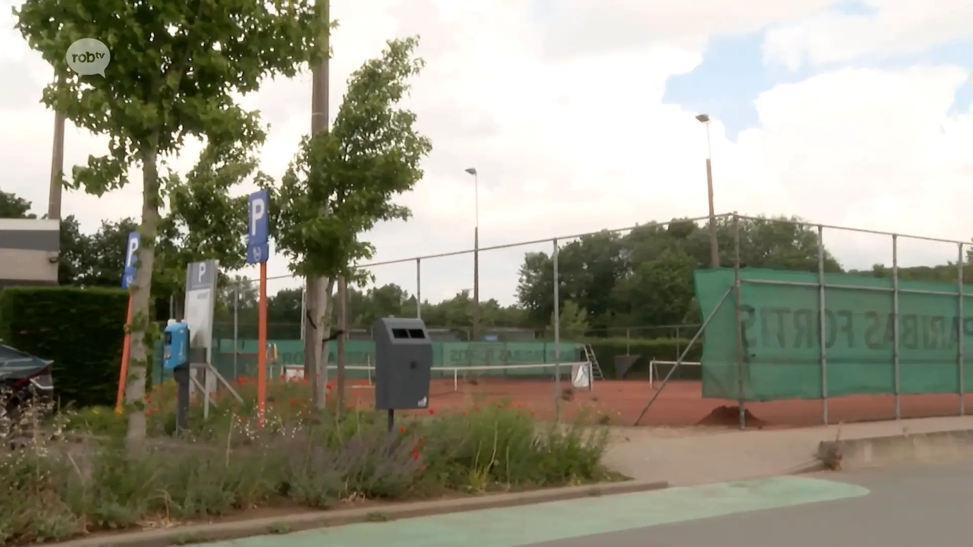 Hoofdafbeelding voor artikel TC Boutersem mag tennisvelden…