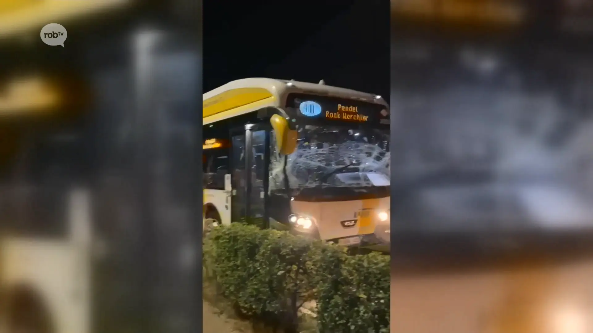 Hoofdafbeelding voor artikel Ongeval met twee pendelbussen…