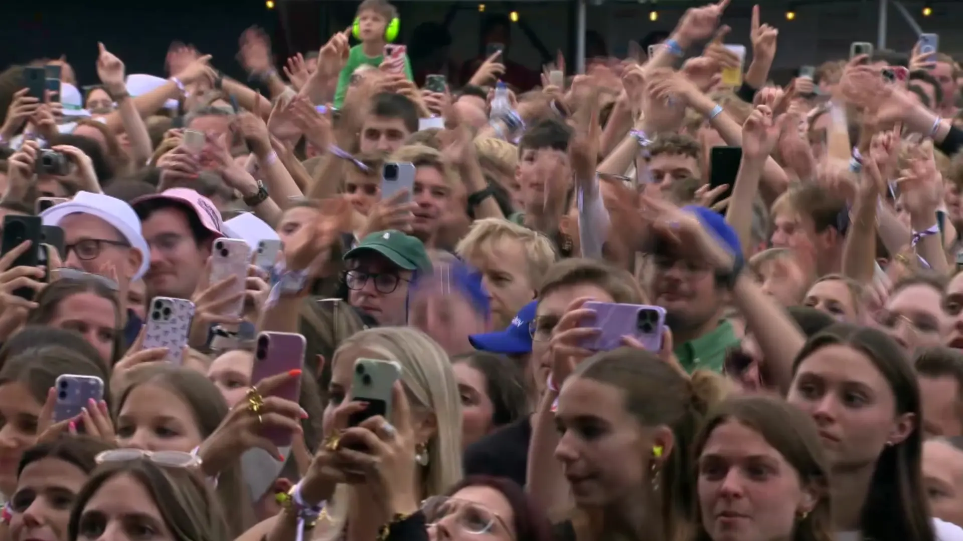 Hoofdafbeelding voor artikel Suikerrock verloot honderd…