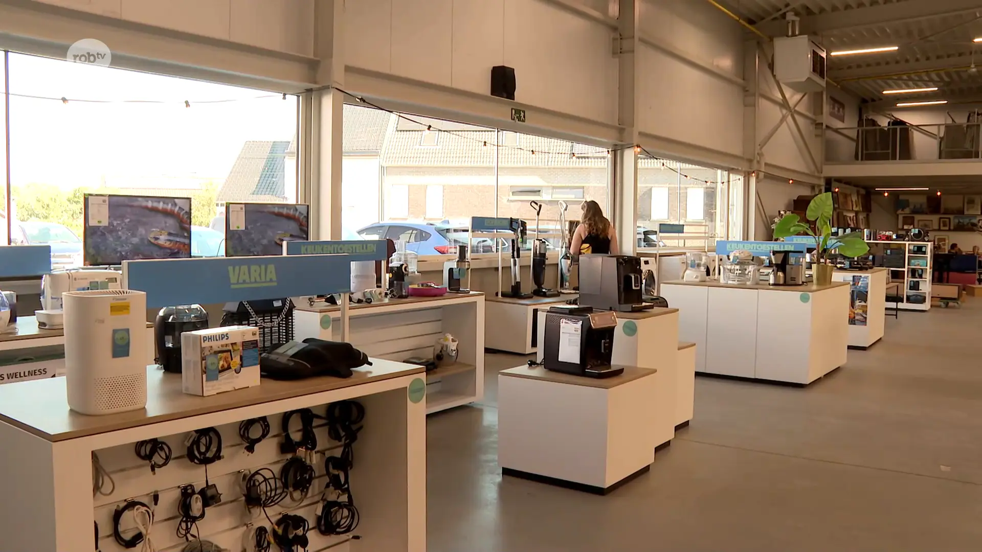 Hoofdafbeelding voor artikel Kringwinkel ViTeS verkoopt…