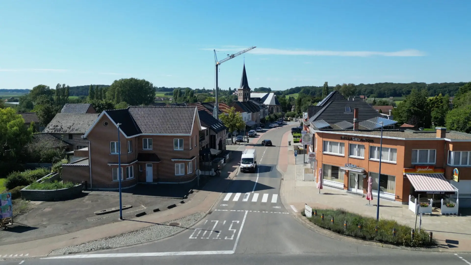 Hoofdafbeelding voor artikel Twee nieuwe zendmasten in…