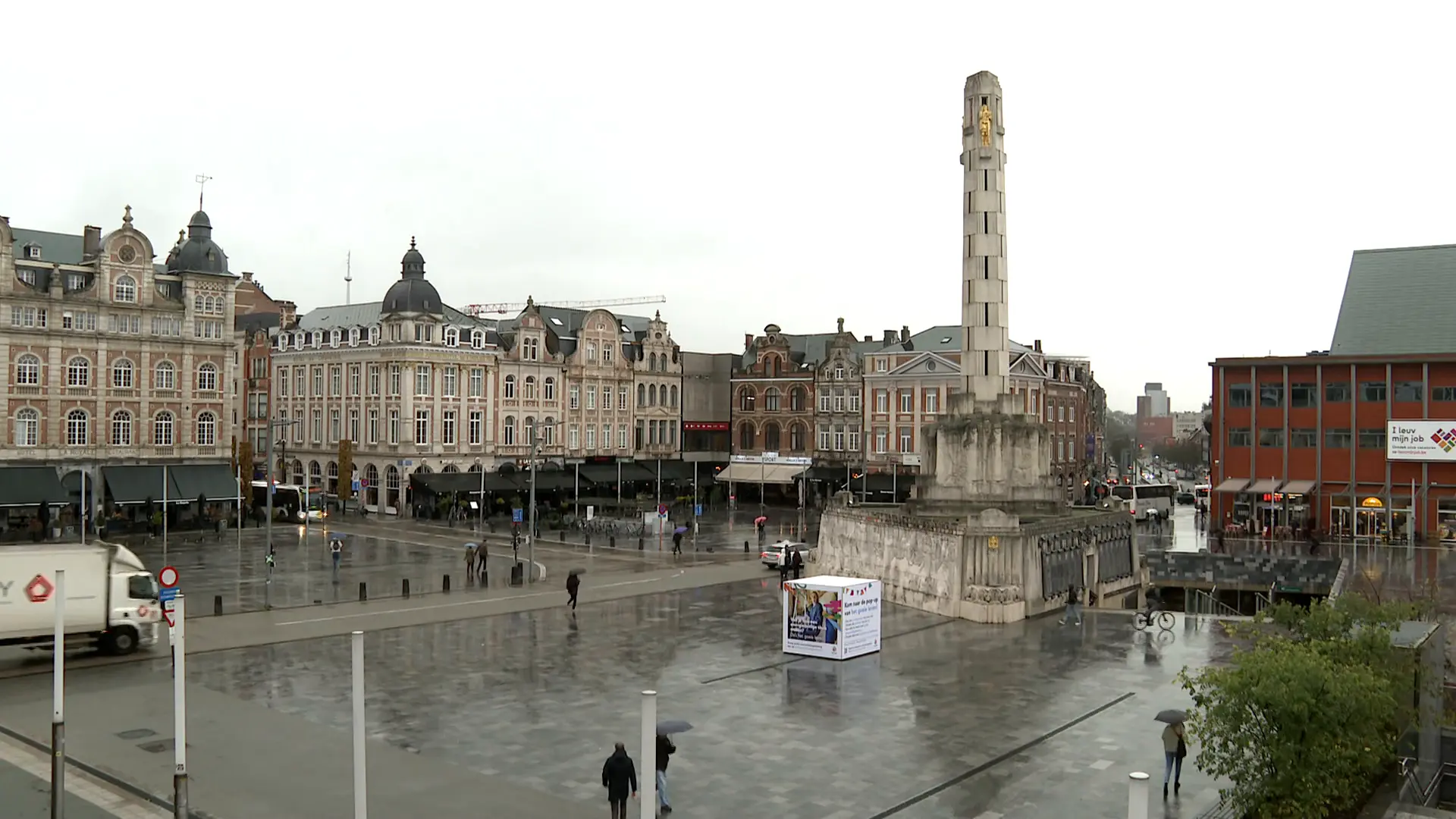 Hoofdafbeelding voor artikel Nieuwe lift op het Martelarenplein:…