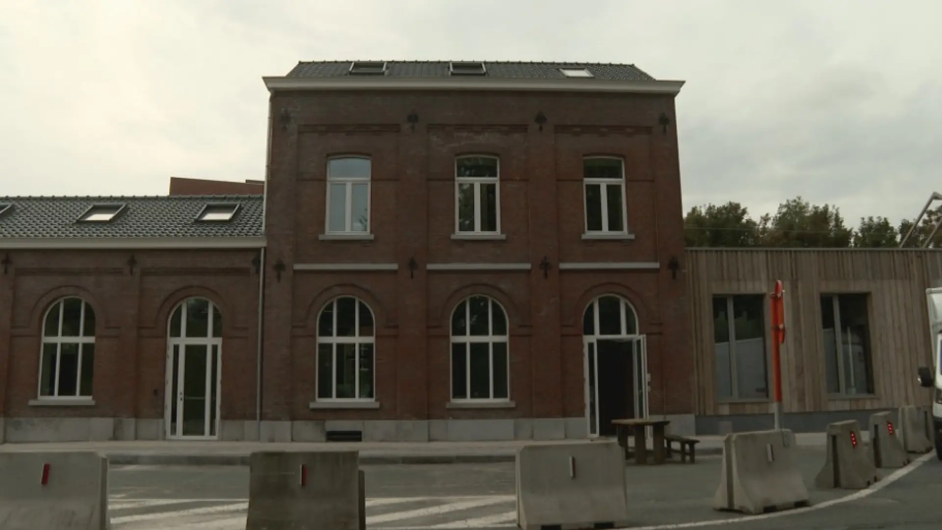Hoofdafbeelding voor artikel Renovatiewerken voormalige…