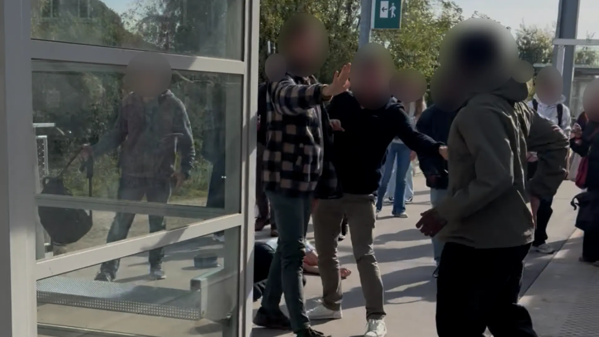 Hoofdafbeelding voor artikel Treinbegeleider aangevallen…