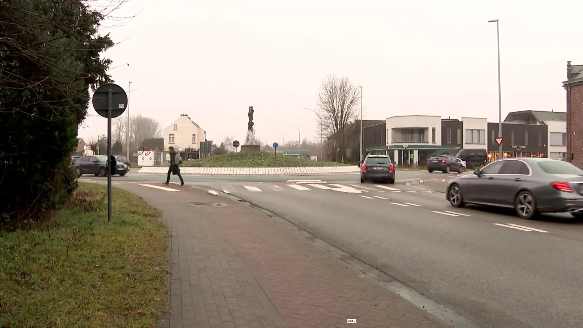 Hoofdafbeelding voor artikel Langverwachte werken aan rotonde…