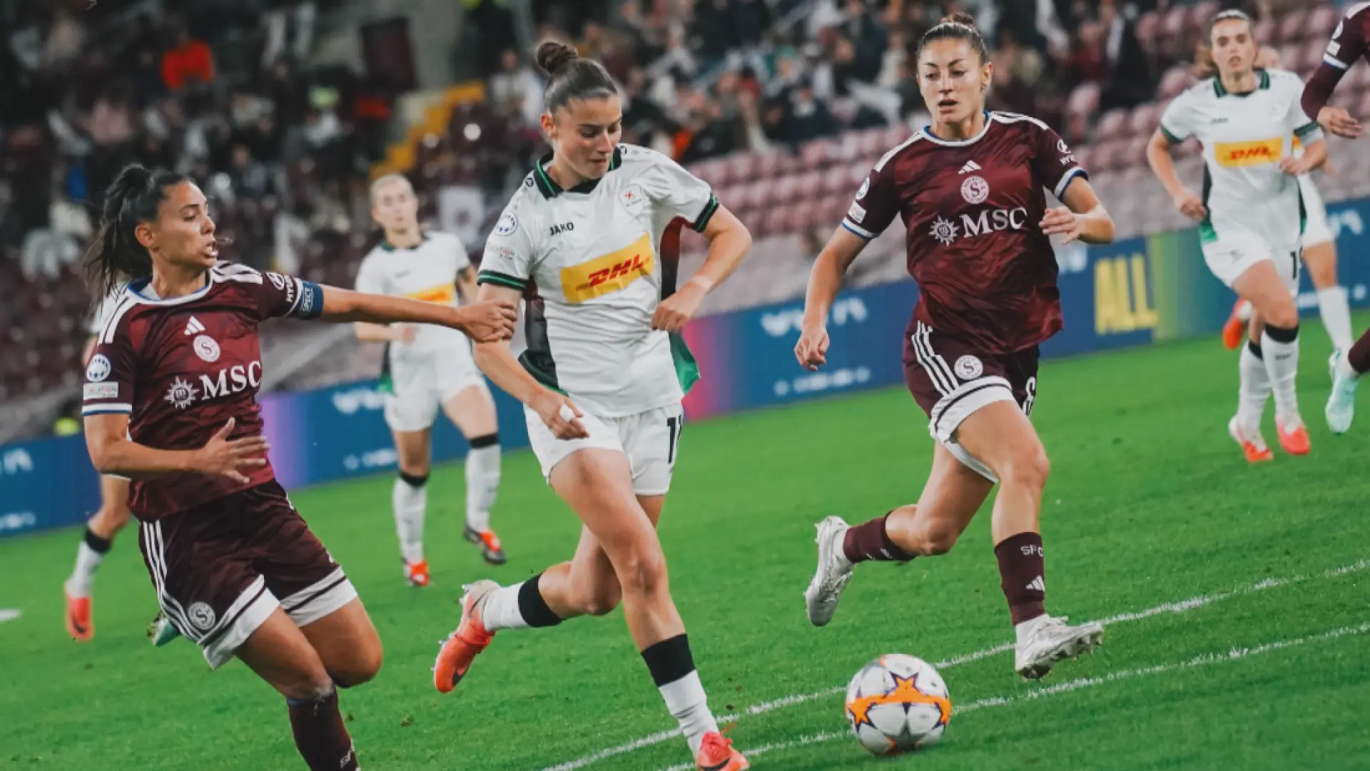 Hoofdafbeelding voor artikel Vrouwen van OH Leuven verliezen…