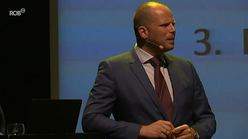 Theo Francken blijft populairste politicus van Vlaanderen