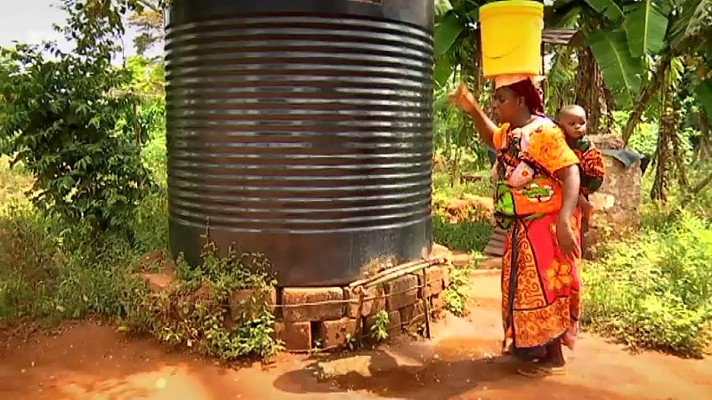 Annick For Kenya - Afl. 3: "Water was opeens dood en verdriet, hier is water vruchtbaar en brengt het nieuw leven"