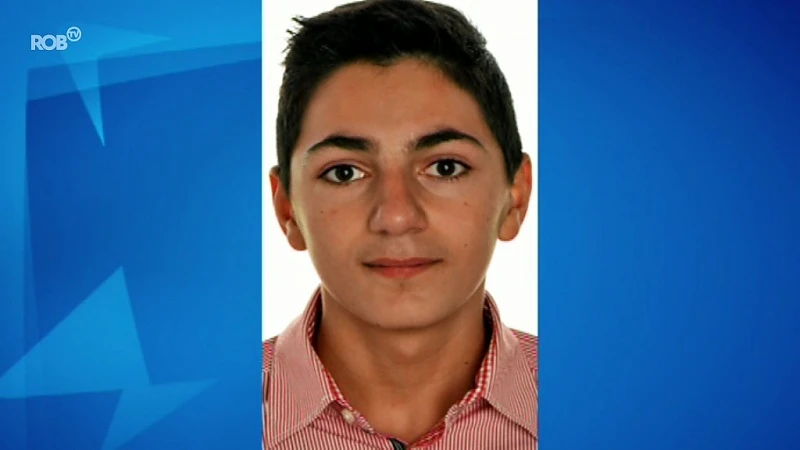 30 mensen houden zoektocht in Kortenberg naar verdwenen jongen (16)