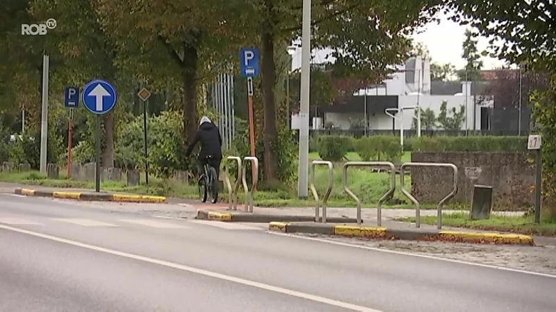 Fietsers en bromfietsers in Diest rijden niet altijd rechts, daarom doet politie extra controle