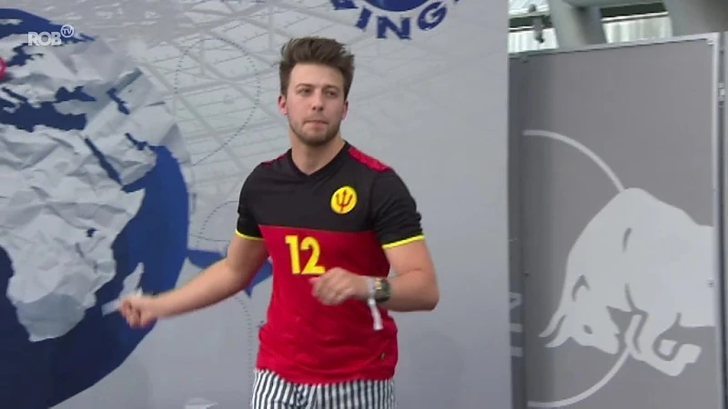 Dries Feremans uit Wilsele niet geplaatst voor WK papieren vliegtuigjes gooien in Oostenrijk