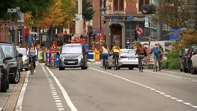 Werken aan voet Van Waeyenberghlaan zorgen voor verkeerschaos in Aarschot, signalisatie wordt aangepast