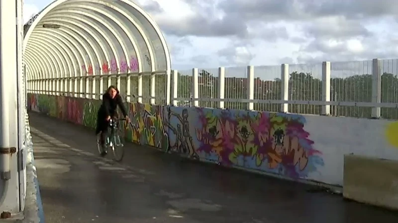 Tivolibrug in Leuven opnieuw open na 9 maanden ellende