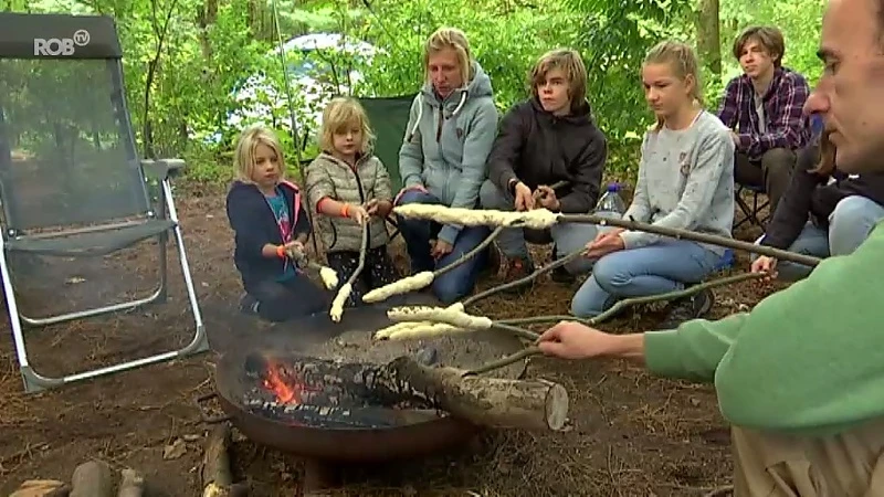 800 'bushcrafters' leren overleven in het Meerdaalwoud