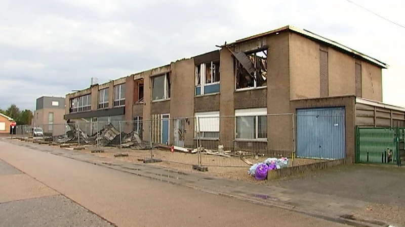 Brand vroegere elektrozaak en appartementen Begijnendijk: 8 bewoners op zoek naar nieuwe woning