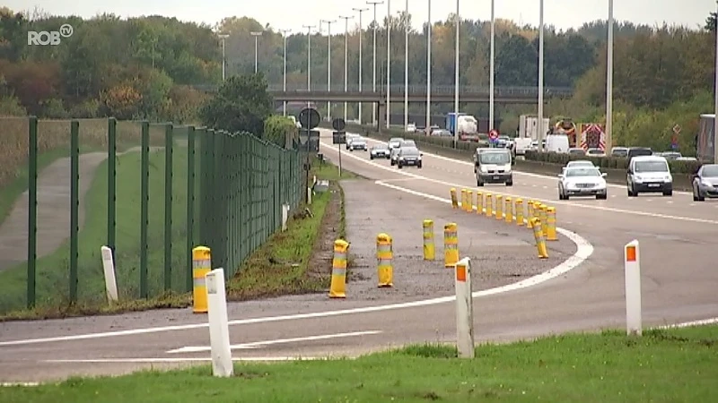 Snelwegparking in Rotselaar heeft nieuwe afsluiting die transmigranten moet tegenhouden