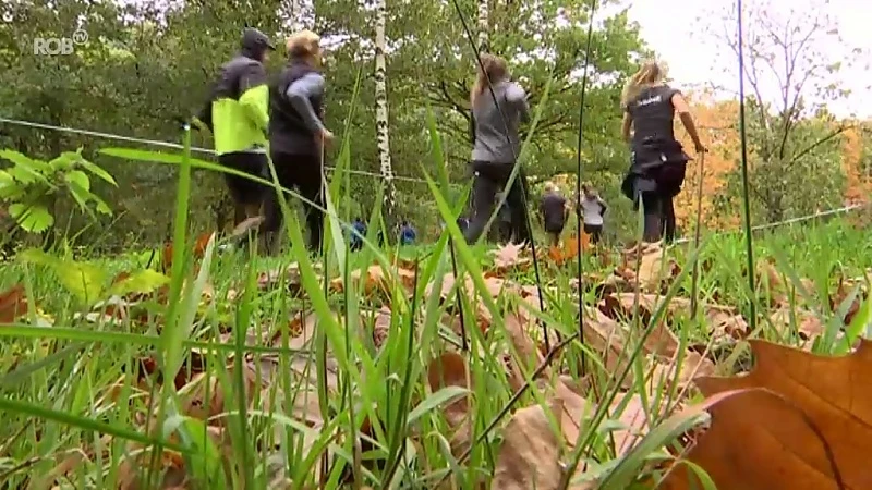 1000 mensen lopen 8, 15 of 28 kilometer tijdens Nature Trail in Averbode