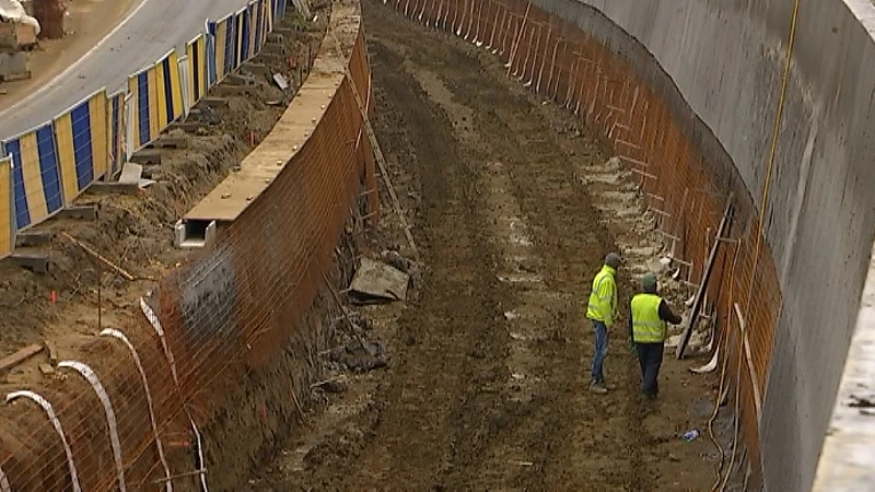 Nieuwe voetgangersbrug in Leuven verbindt Stadsvest met bushalte op de Lüdenscheidsingel